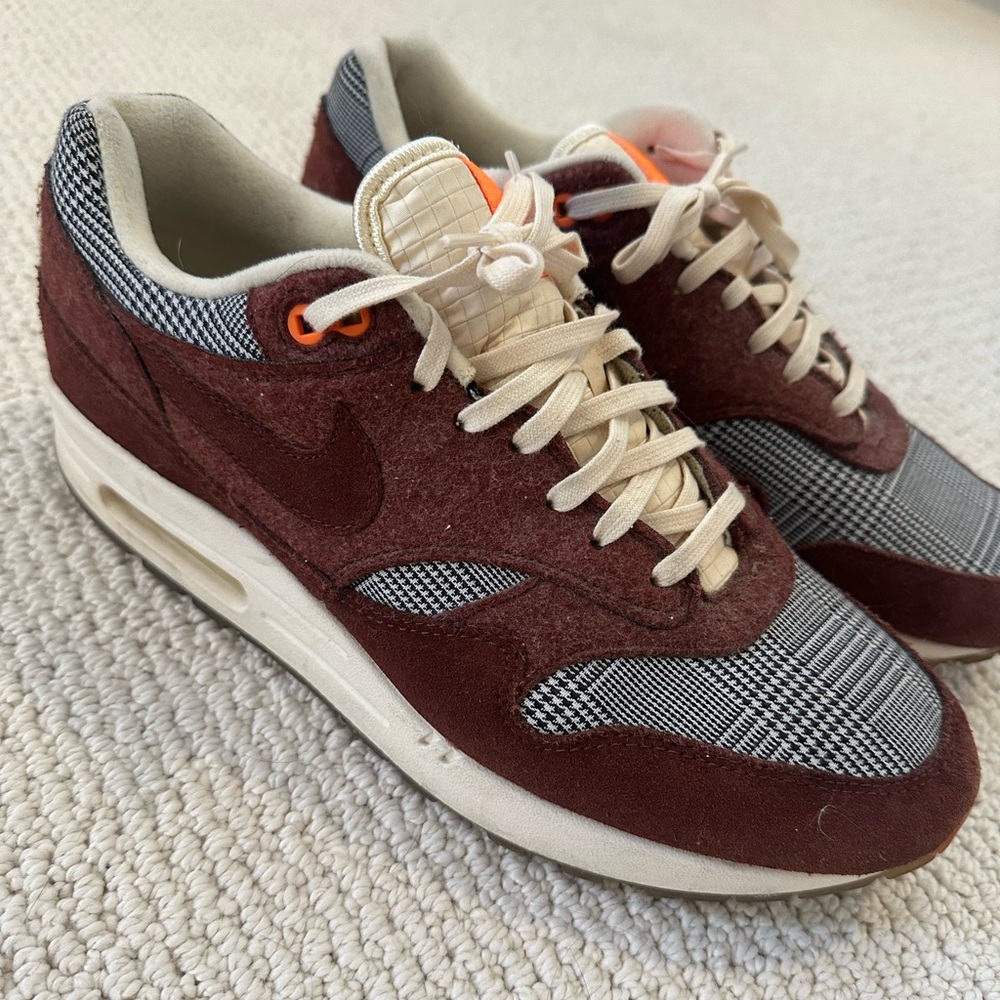 Nike Air Max 1 plaid